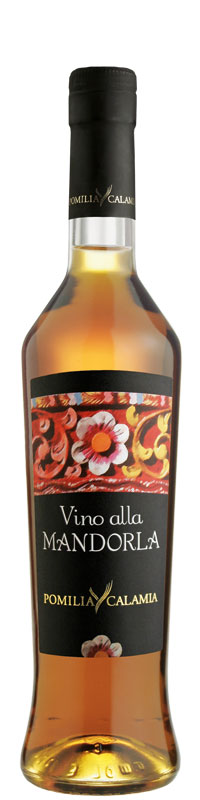 Almond aromatised wine